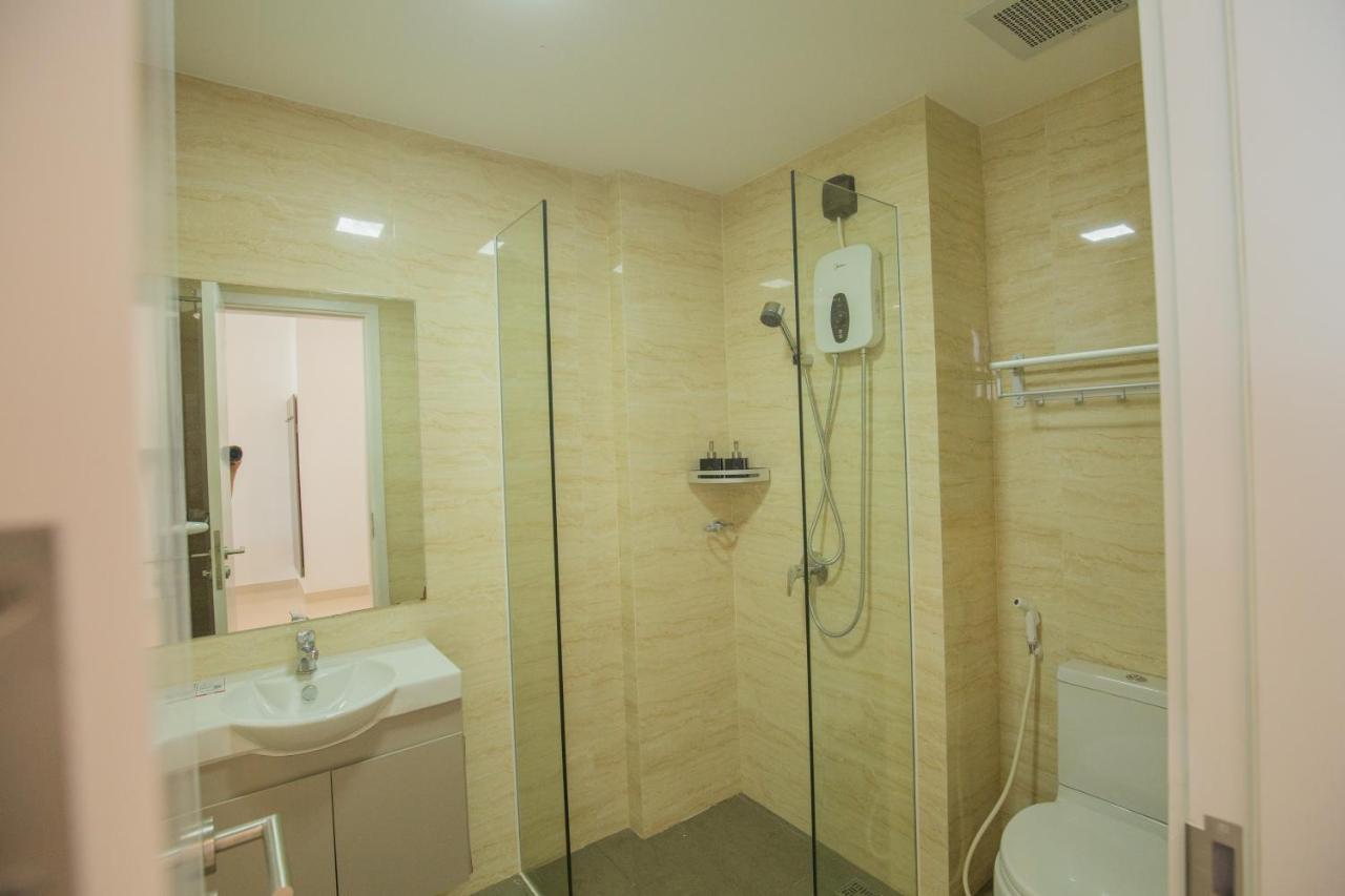 Wooden Maple Hotel Phnom Penh Zewnętrze zdjęcie