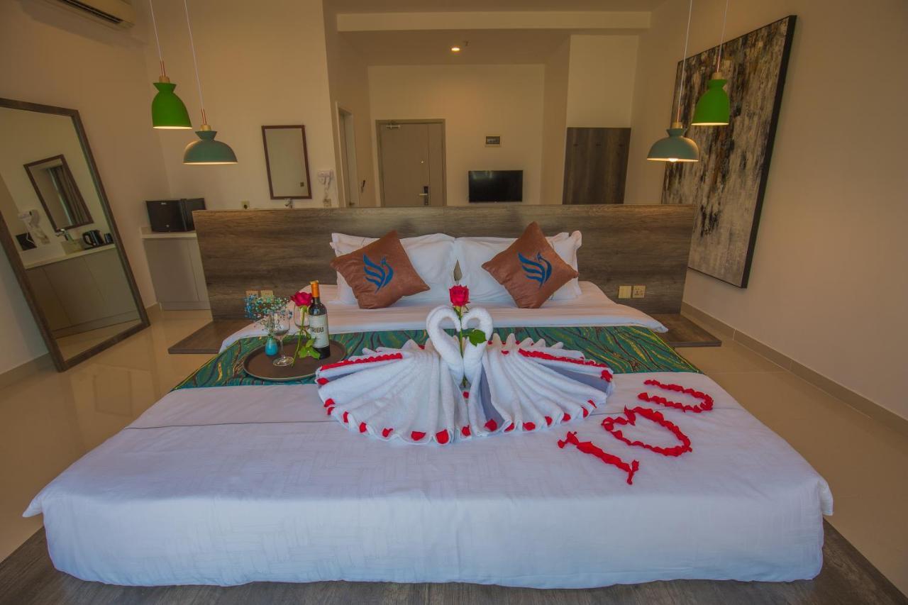 Wooden Maple Hotel Phnom Penh Zewnętrze zdjęcie