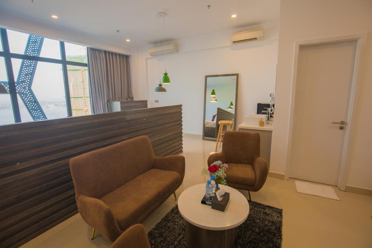 Wooden Maple Hotel Phnom Penh Zewnętrze zdjęcie