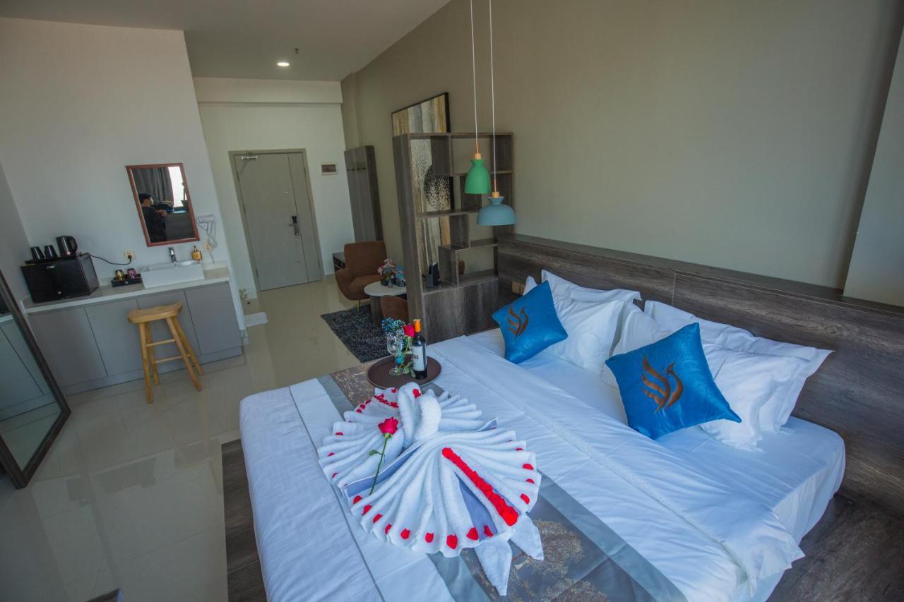 Wooden Maple Hotel Phnom Penh Zewnętrze zdjęcie