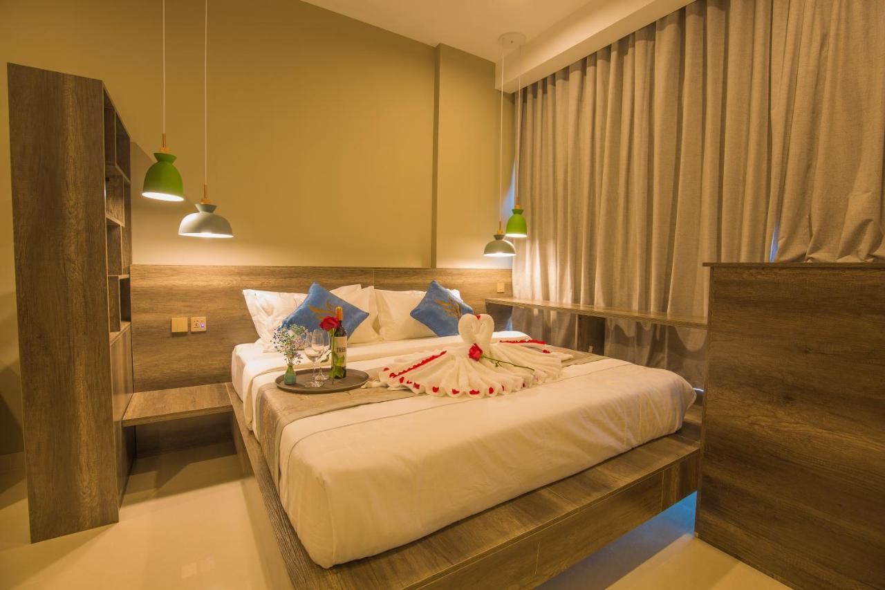 Wooden Maple Hotel Phnom Penh Zewnętrze zdjęcie