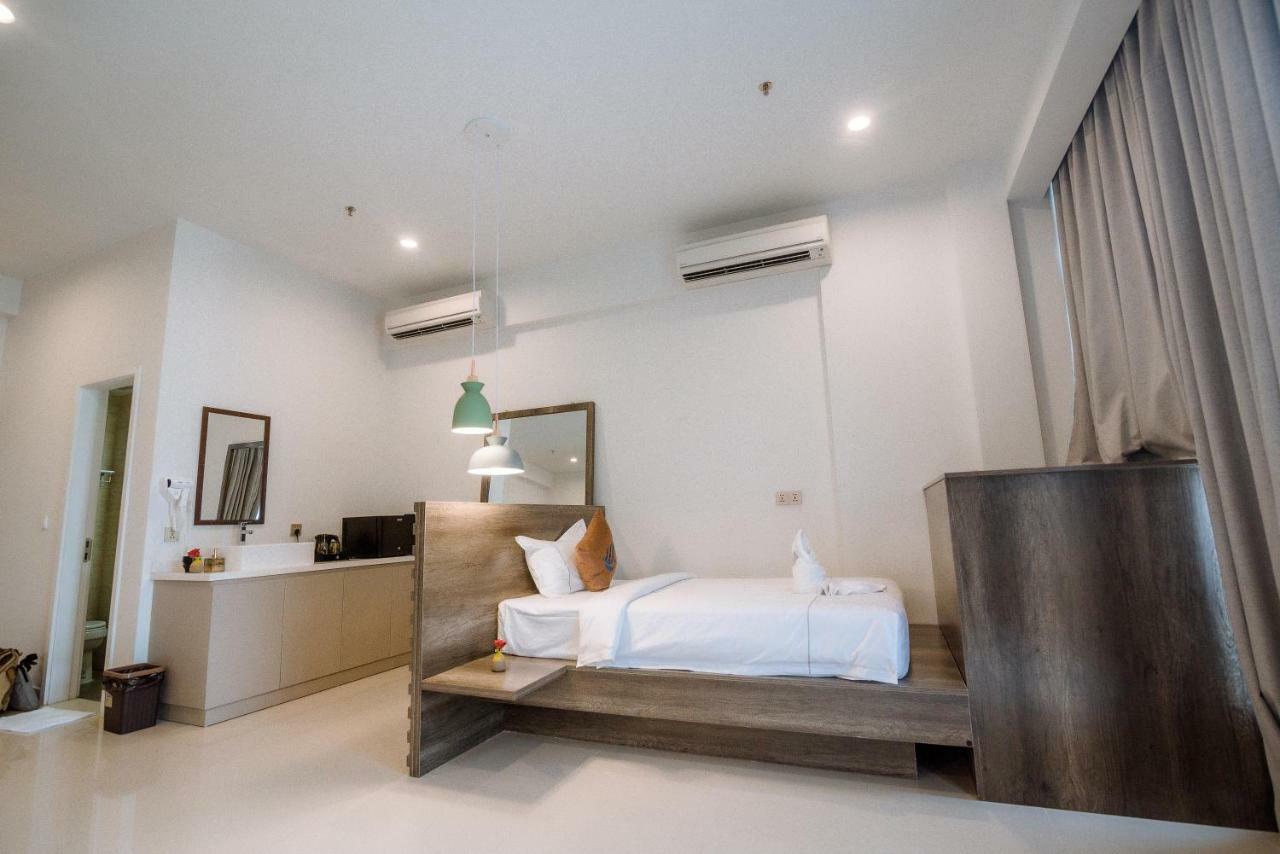 Wooden Maple Hotel Phnom Penh Zewnętrze zdjęcie