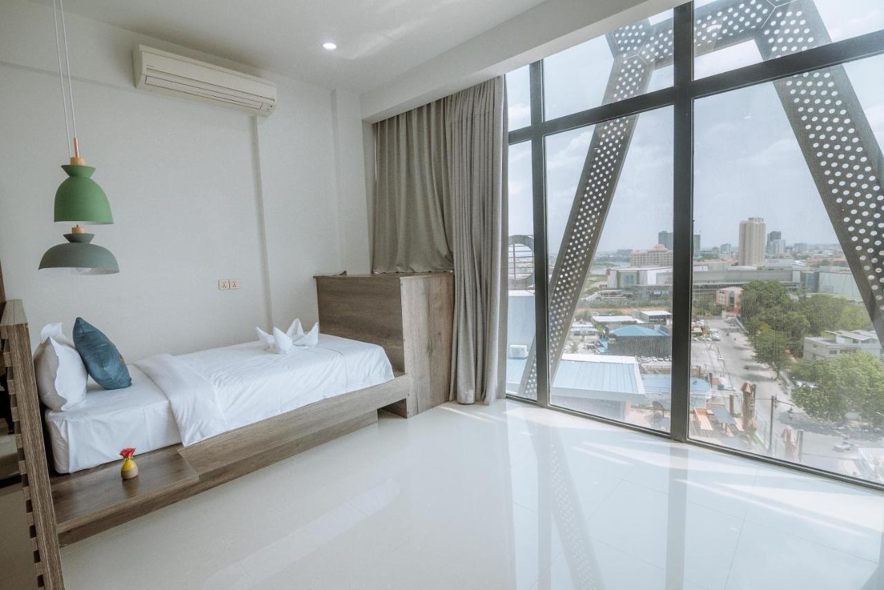 Wooden Maple Hotel Phnom Penh Zewnętrze zdjęcie