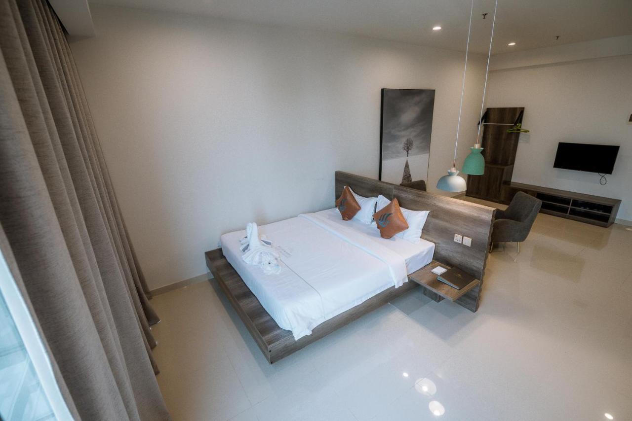 Wooden Maple Hotel Phnom Penh Zewnętrze zdjęcie